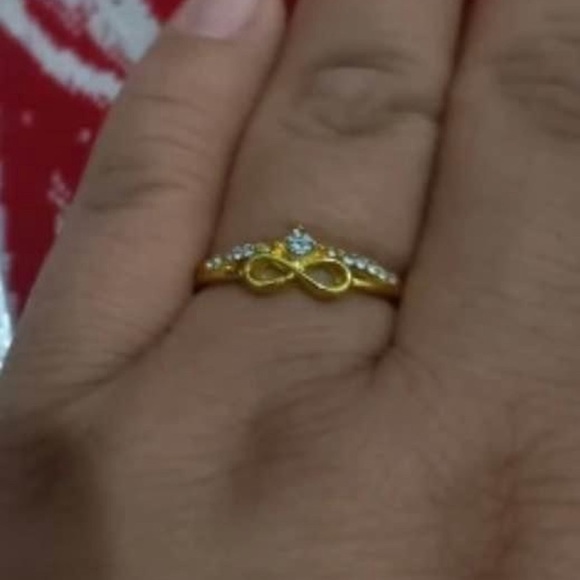 14k Gold Dainty Ring - Picture 7 of 9